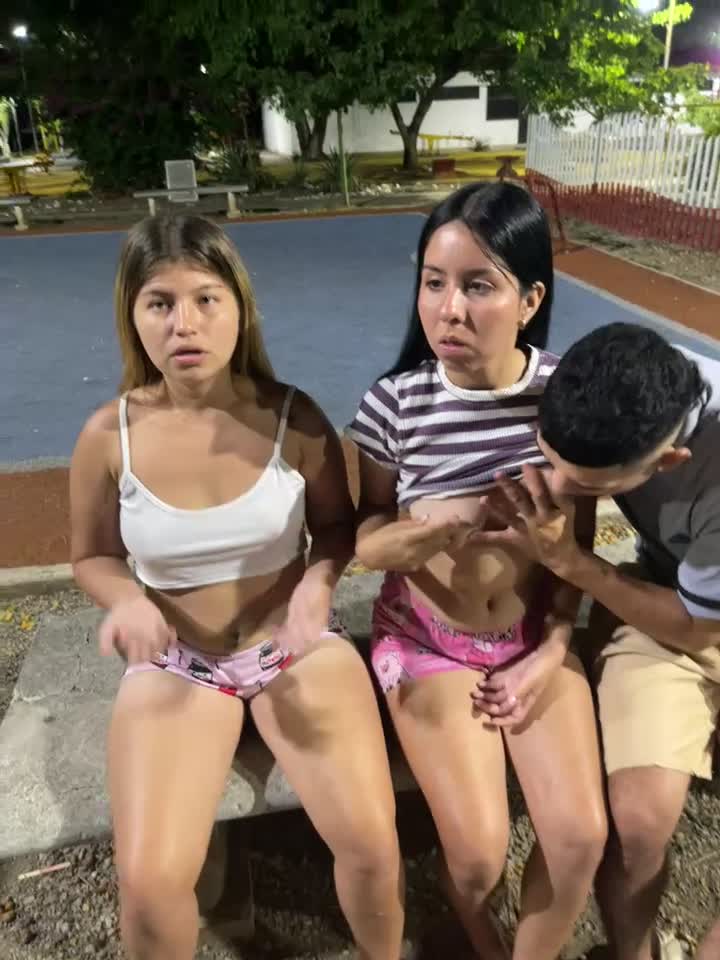 royalgirls_x