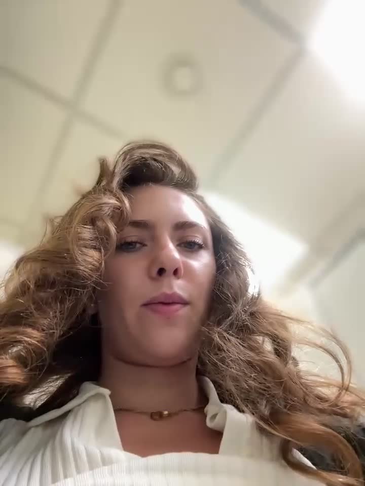 MariiD cam recording