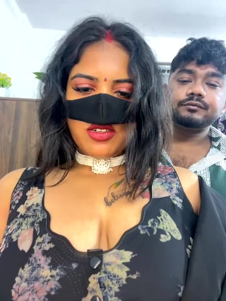 V-Hot-Sweti